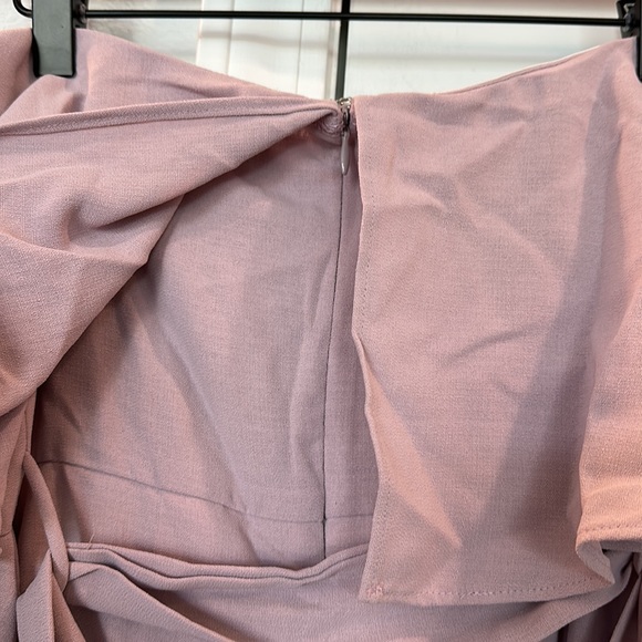 NWT Le Lis Romper. Lilac. Size Medium. Never worn. Strapless - Picture 4 of 5